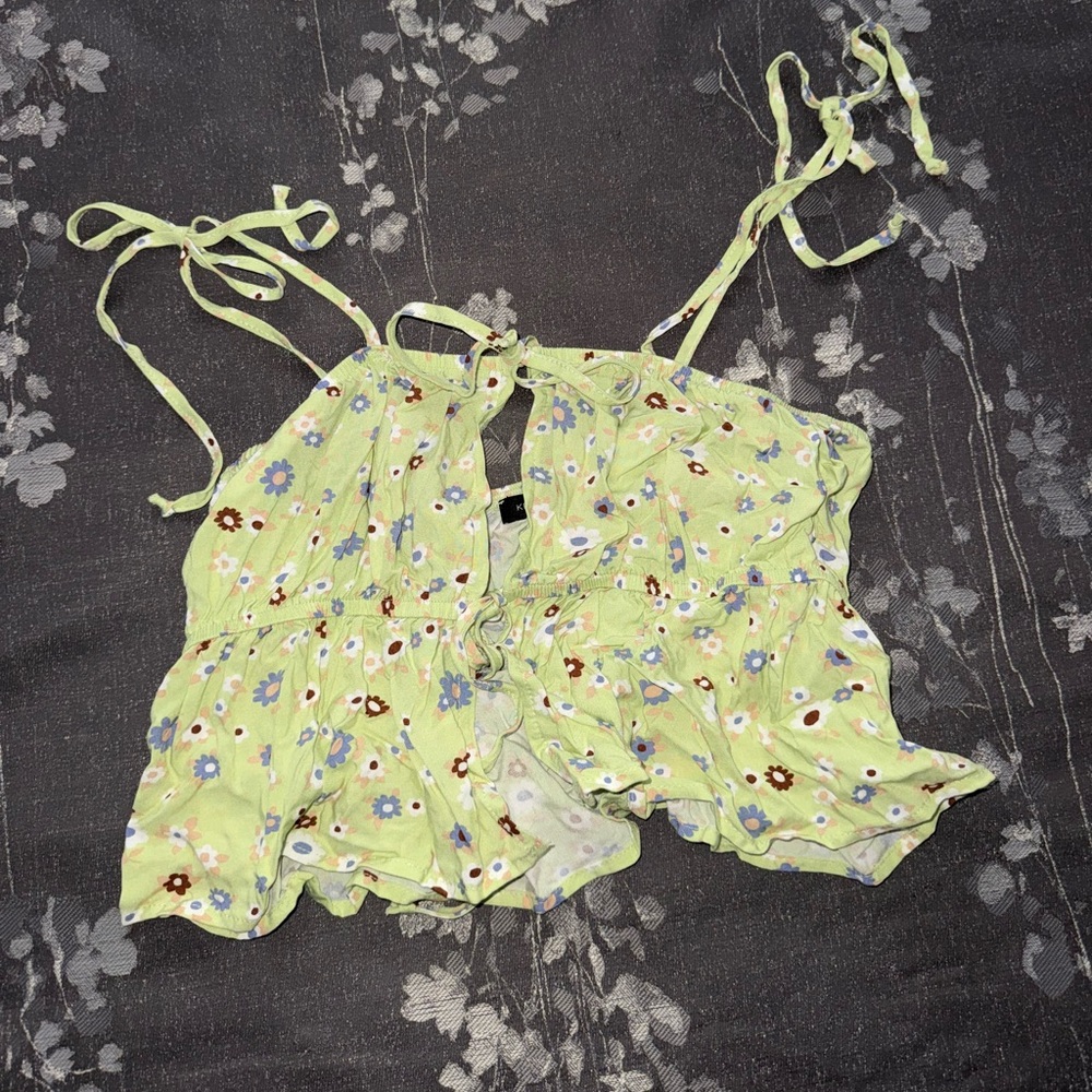 PacSun Kendall & Kylie Green Floral Tie-Front Tank Size Small